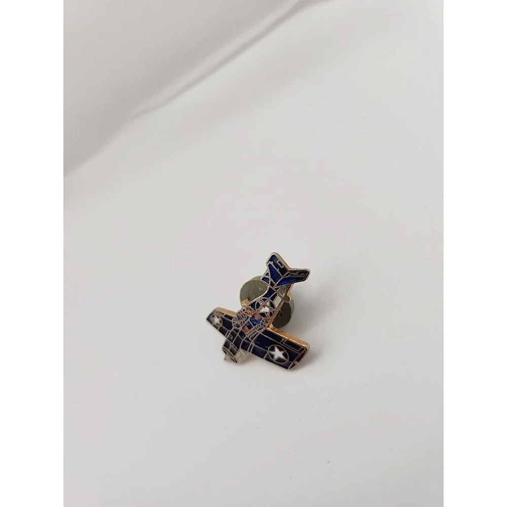 L@@K F4F WILDCAT WW2 HAT LAPEL PIN US NAVY MARINES WING GIFT WW‎ 2